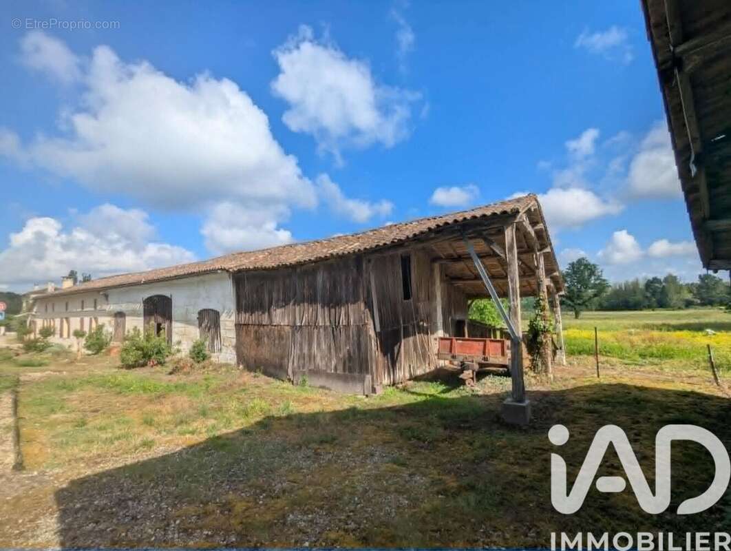 Photo 4 - Maison à LAPOUYADE