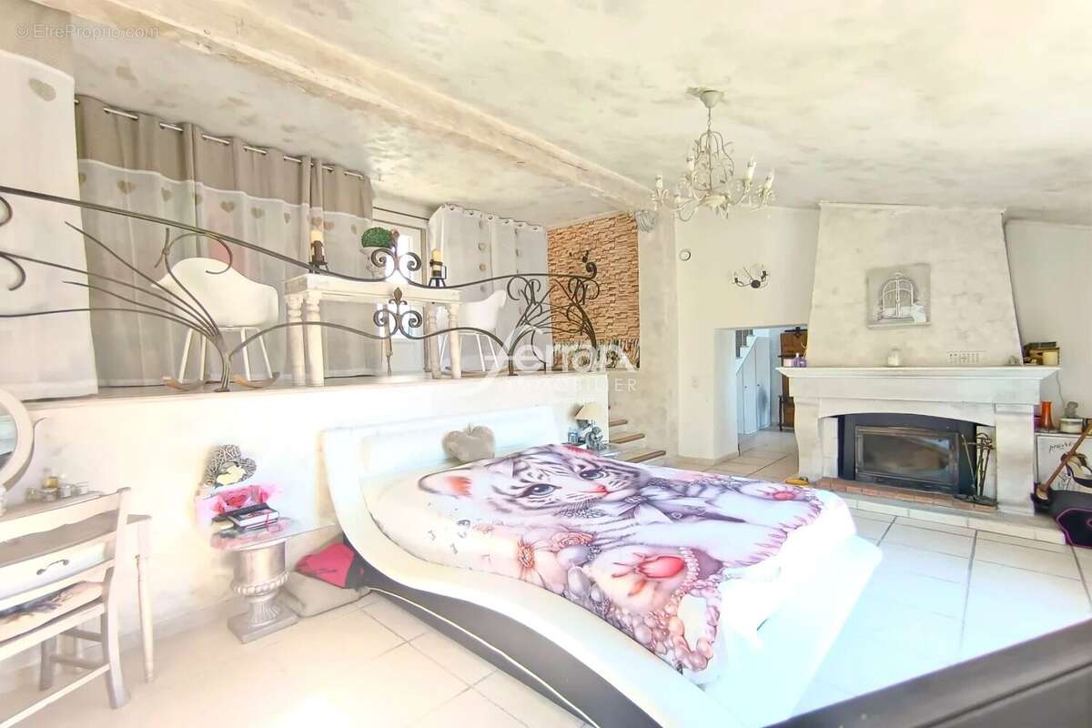Maison à TRANS-EN-PROVENCE