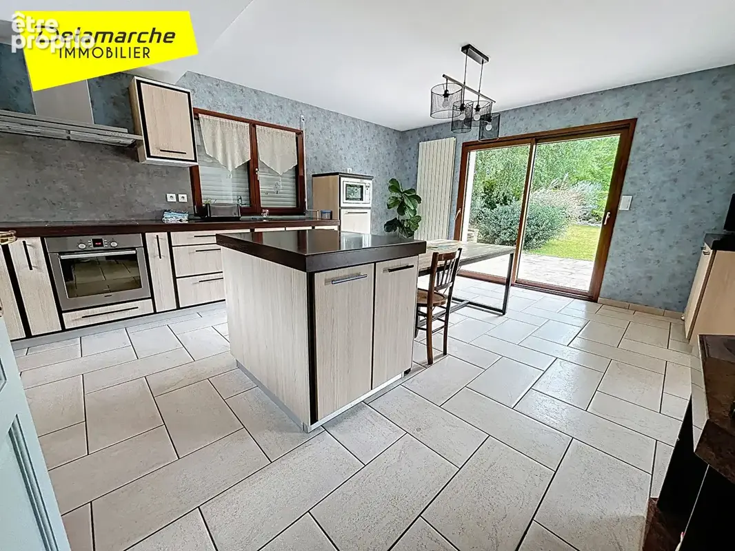 Maison Avranches (50300), proximités des commodités, 8 pièces, 5 chambres - photo 5