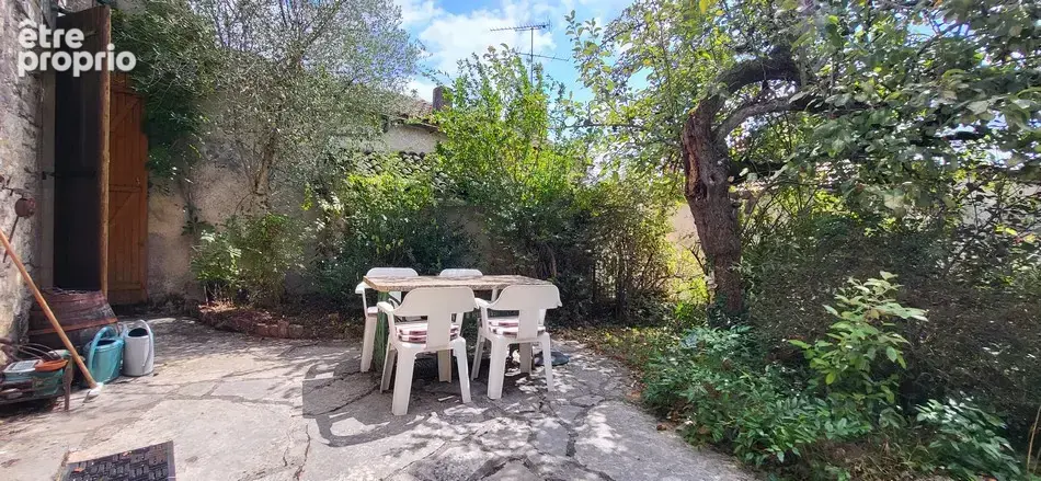 Maison de village en pierre avec terrasse et jardin - photo 24
