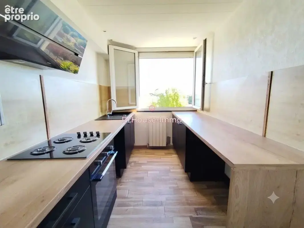 Appartement 5 pièces 81 m² à vendre à Carbon-Blanc (33560) - photo 5