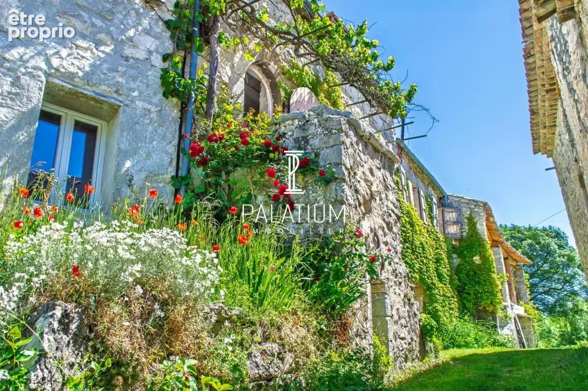 Exceptionnel hameau en pierre au coeur de la vallée du jabron - photo 4