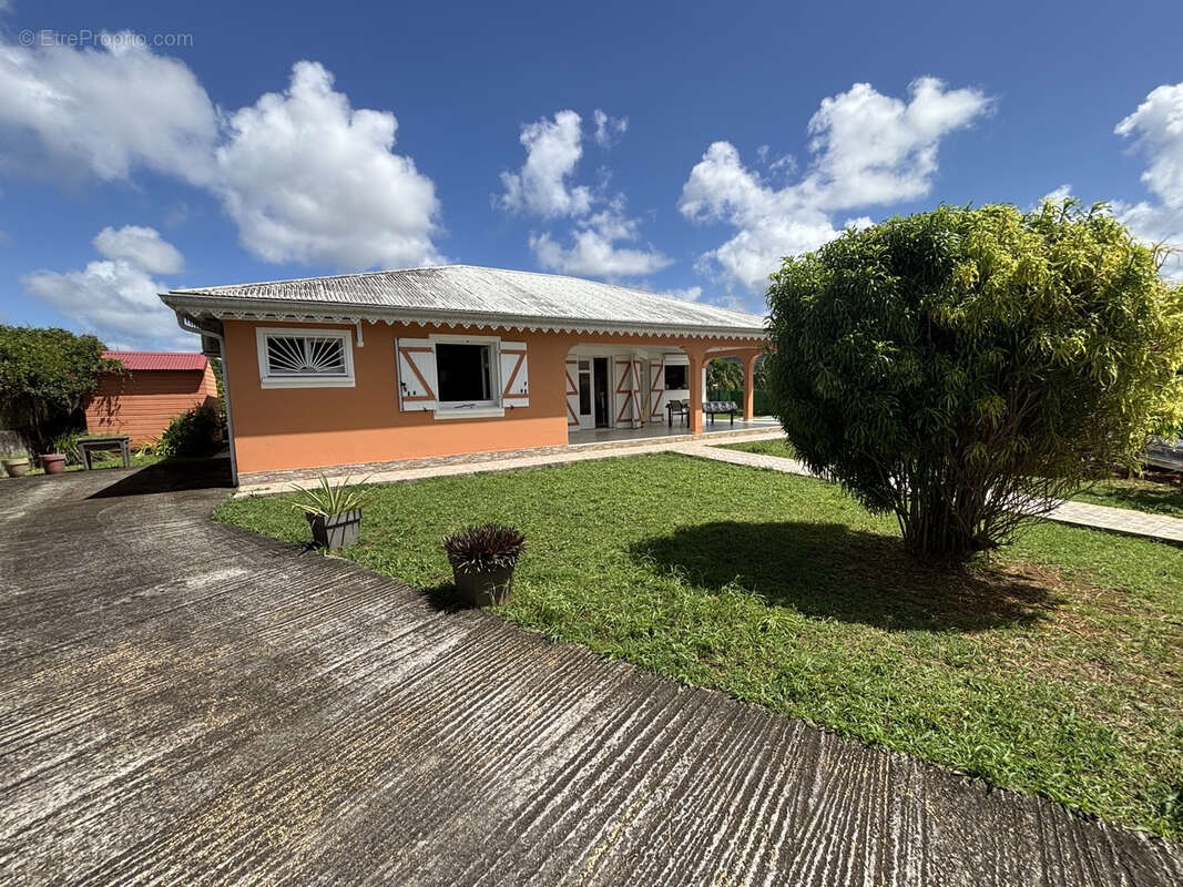 Maison à LE LAMENTIN