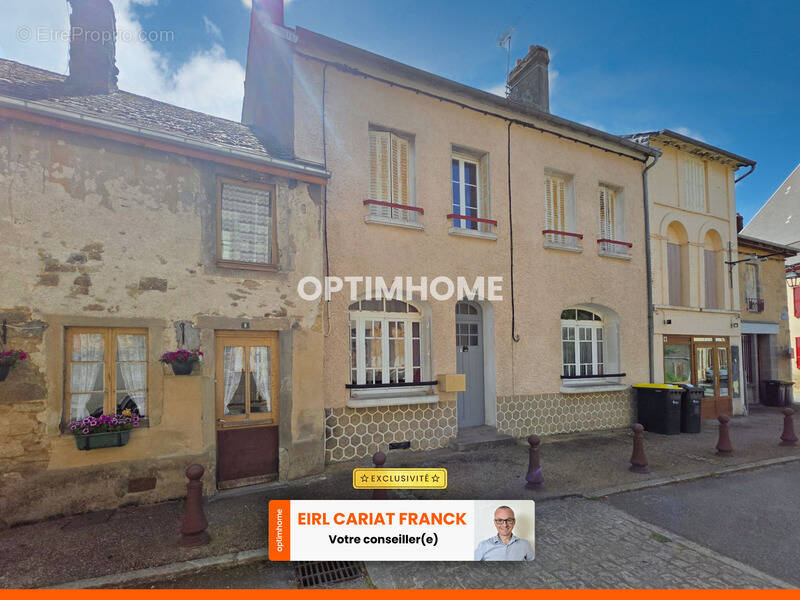 Maison à BENEVENT-L'ABBAYE