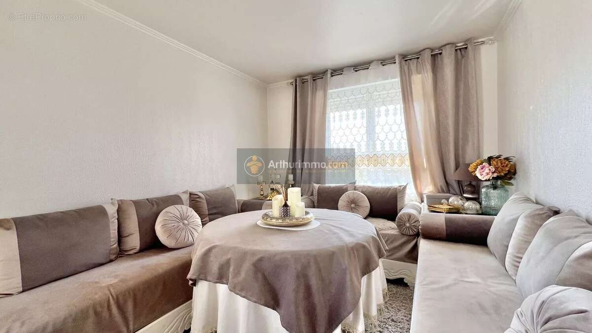 Appartement à FREJUS