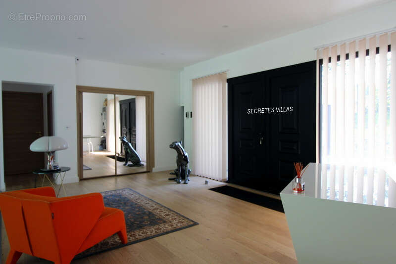 Maison à FARGUES-SAINT-HILAIRE