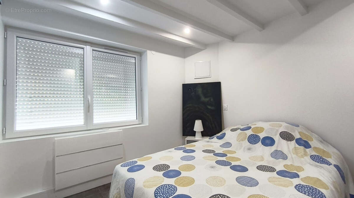 Maison+T2, 9 pièce(s) 155 m2 COGNAC - photo 7