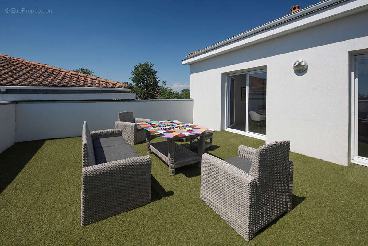 Exclusivité - t4 récent avec terrasse sans vis-a-vis - photo 11