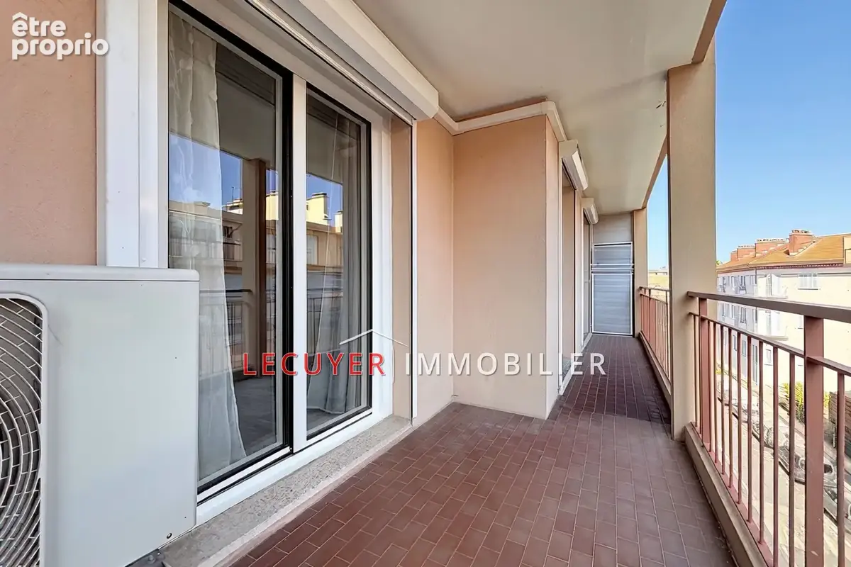 Photo Appartement à Vallauris au prix de 232 000€