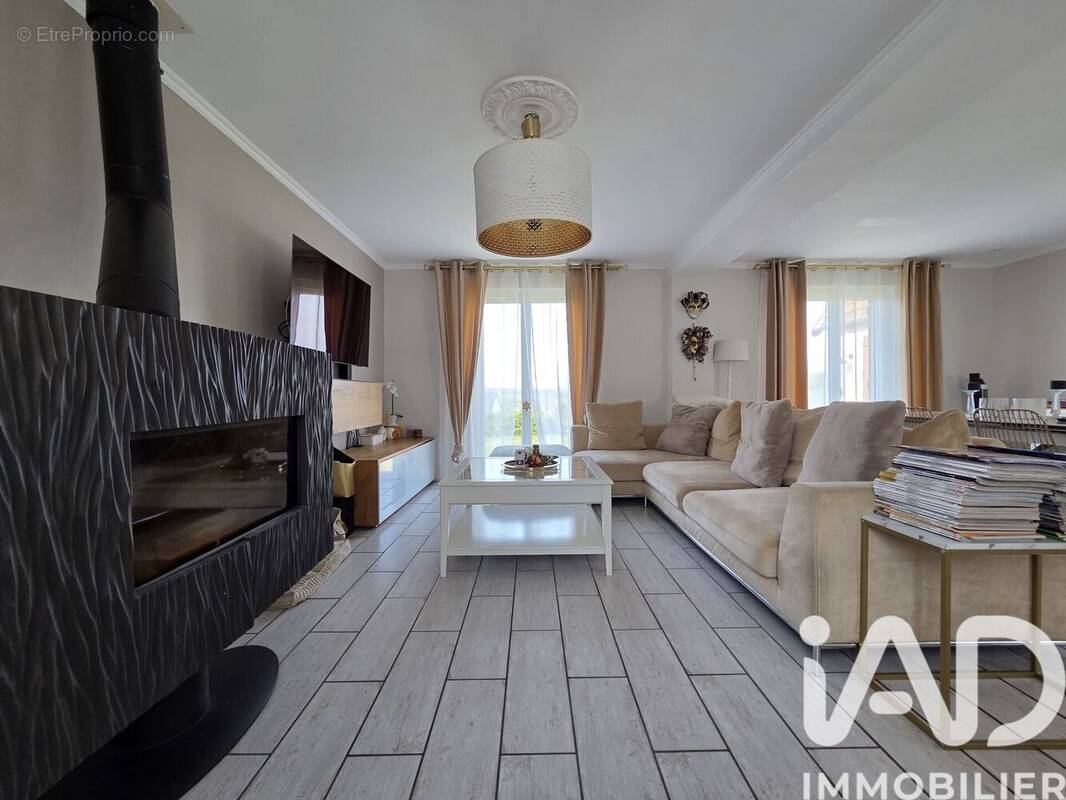 Photo 1 - Maison à MORET-SUR-LOING