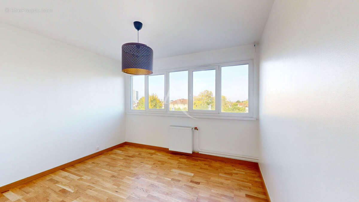 Appartement à VILLEMOMBLE