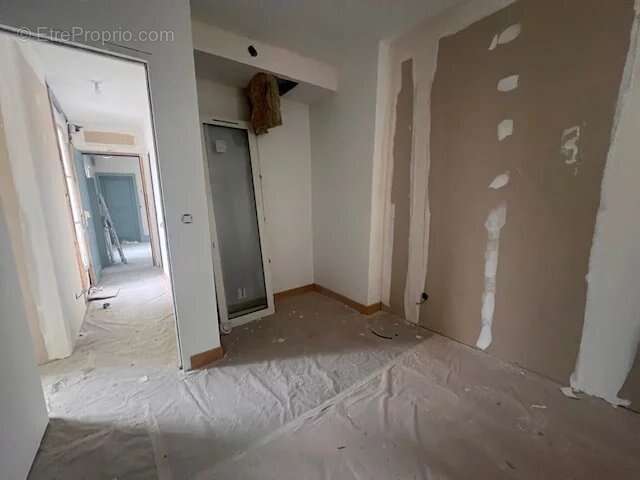 Appartement à PARIS-7E