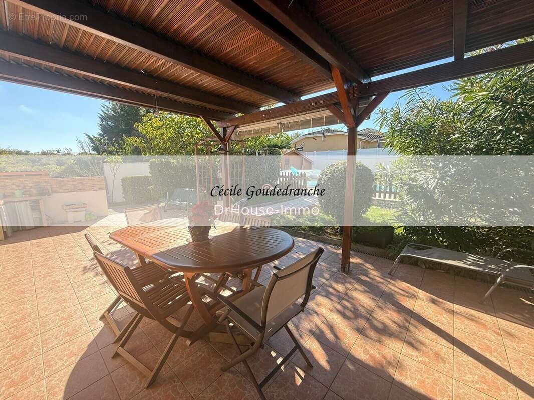 Maison à ARTIGUES-PRES-BORDEAUX