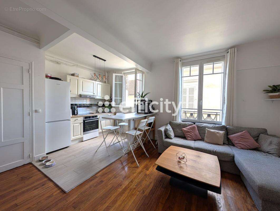 Appartement à ENGHIEN-LES-BAINS