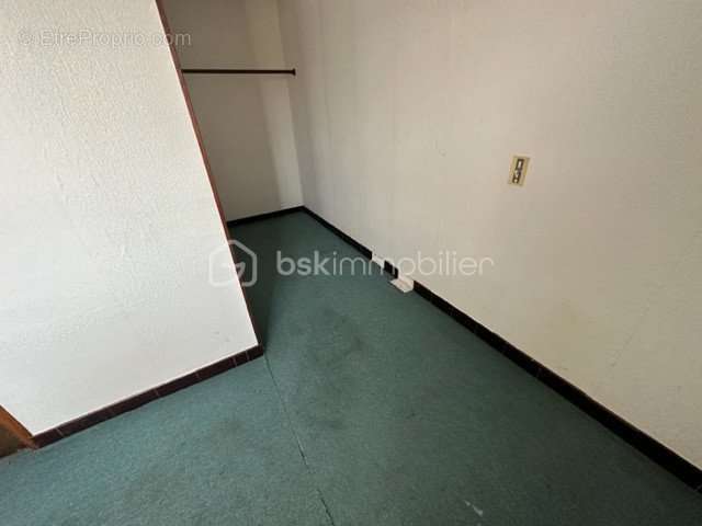 Appartement à ETEIGNIERES