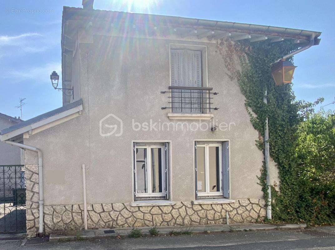 Maison 93 m² avec terrain de 500 m² au cœur de Balan – Exclusivité! - photo 2