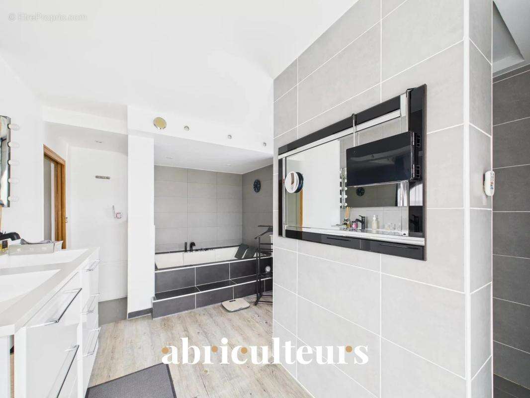 Appartement à CERGY