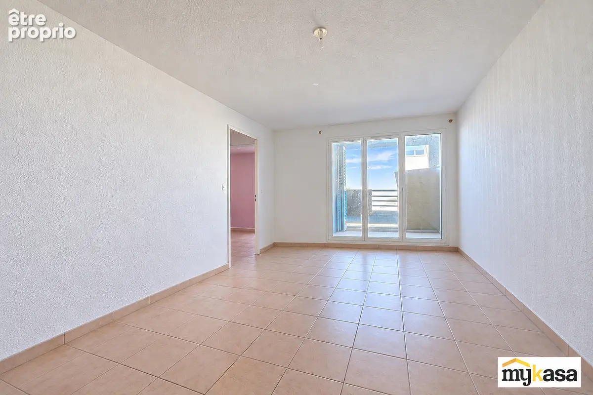 Appartement T2 Port Saint Louis Du Rhone 2 pièce(s) 50.20 m2 - photo 4