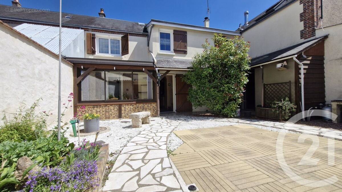 Maison à CHATEAUDUN