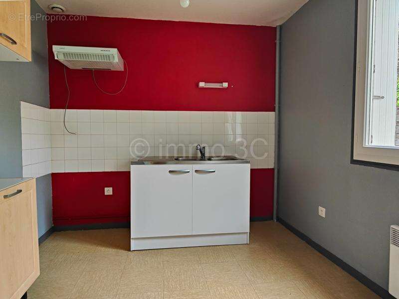 Maison à SAUZE-VAUSSAIS