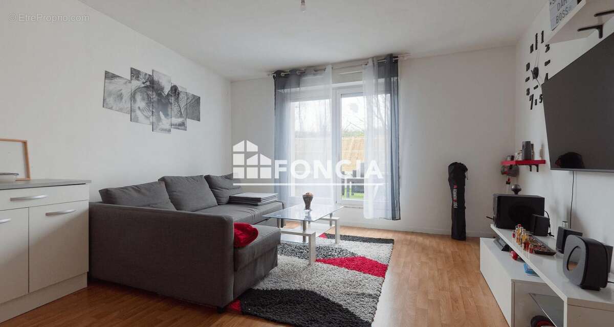 Appartement à CORBEIL-ESSONNES