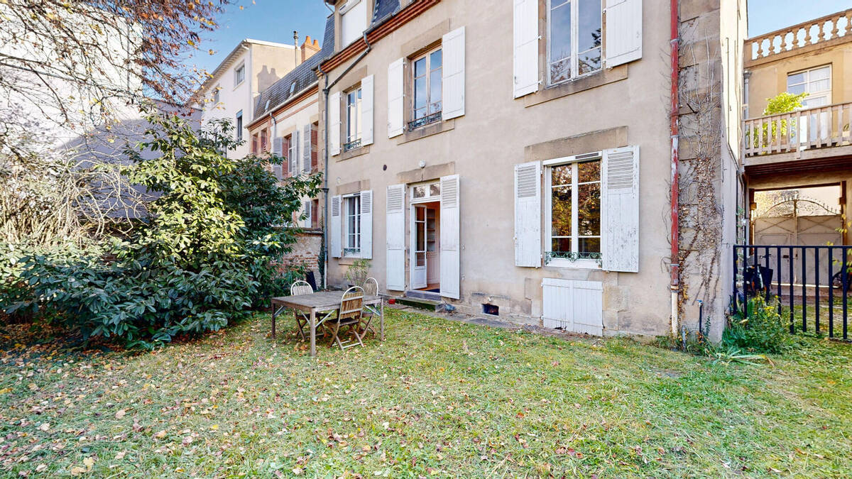 Appartement à MOULINS