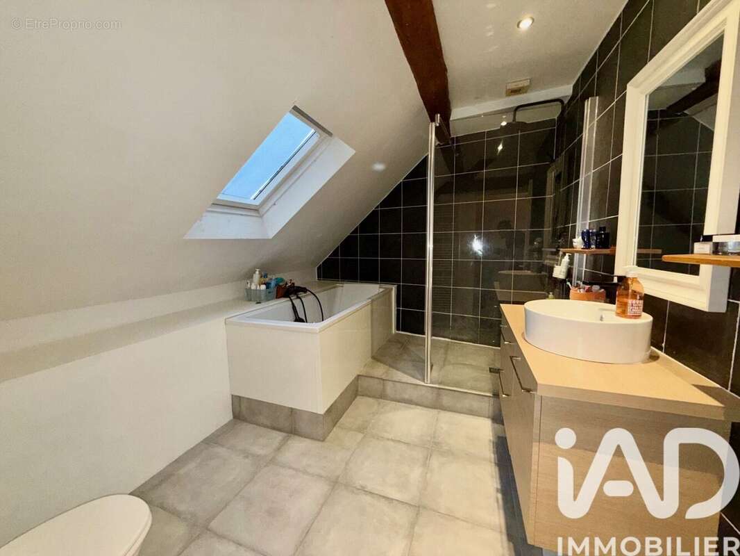 Photo 7 - Maison à COMPIEGNE