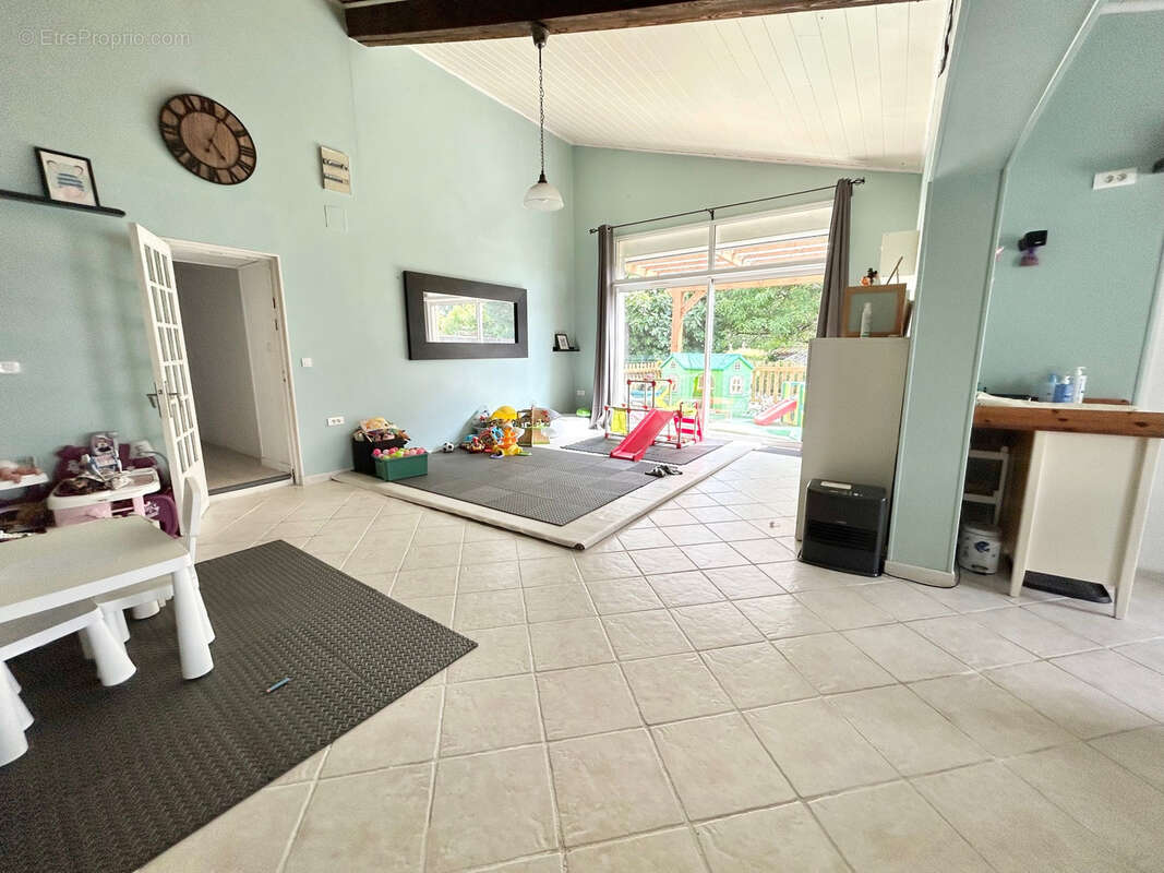 Maison à CASTETS-EN-DORTHE