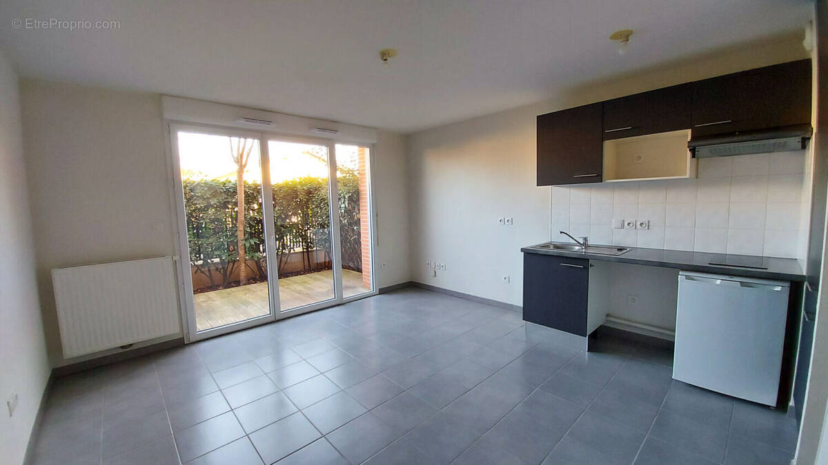 Appartement à FONBEAUZARD