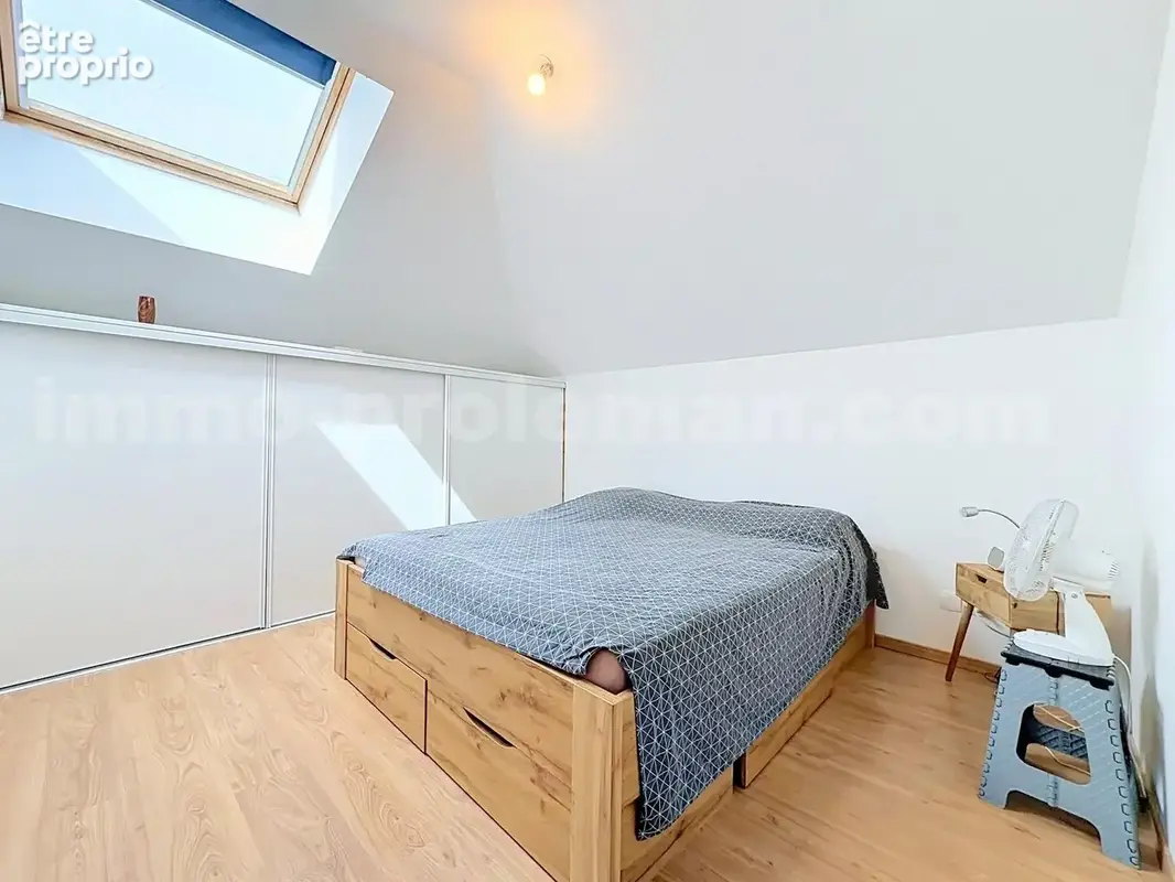 Appartement_T4_Ville_la_grand_Genève_Ceva_tram_Suisse__attique_famille_terrasse_vue_séjour_cuisine_chambre_1_