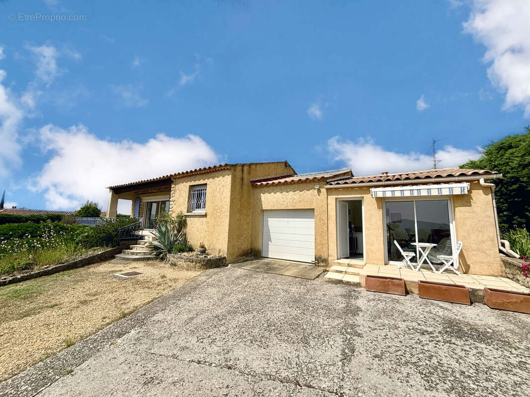 Maison à RASTEAU