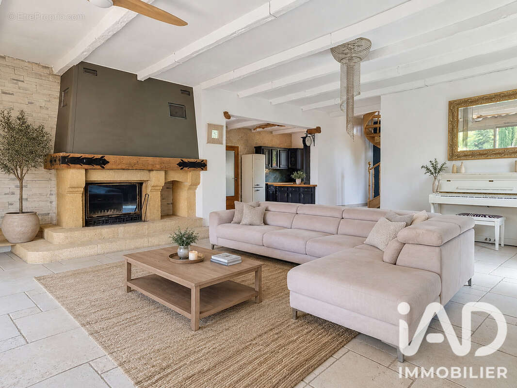 Maison 136 m² à Port-De-Bouc  - photo 6