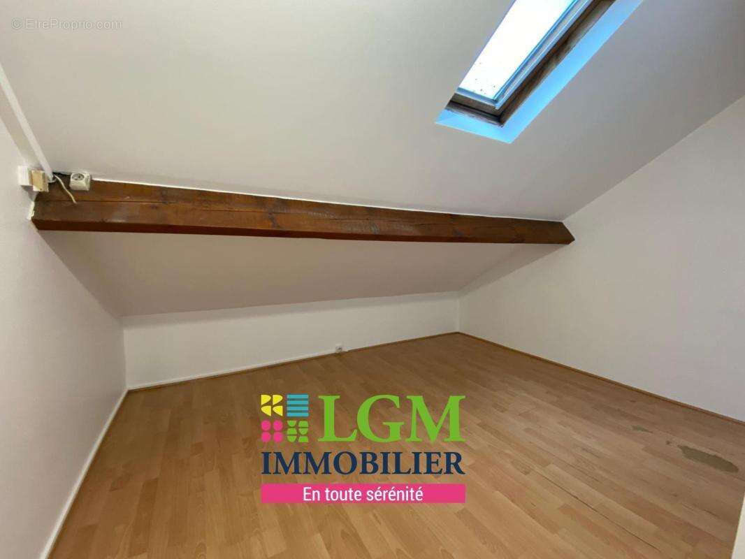 Maison à SARCELLES