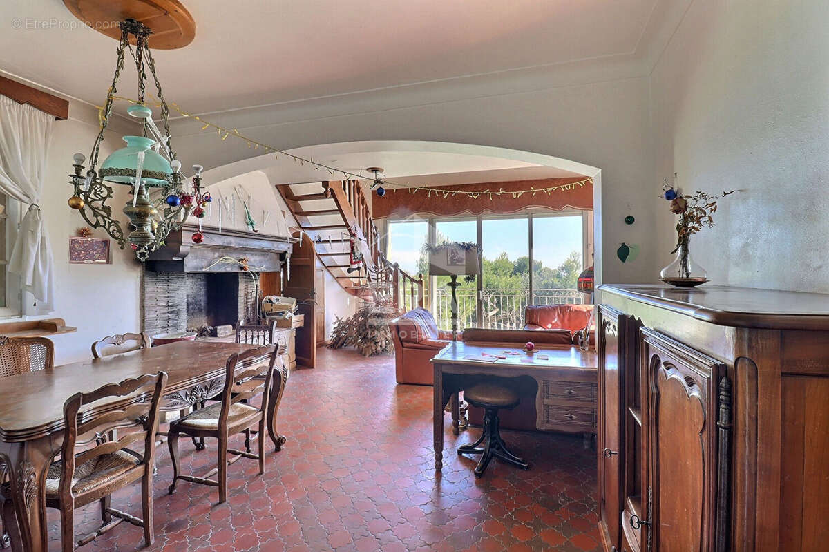 Maison à SAUSSET-LES-PINS