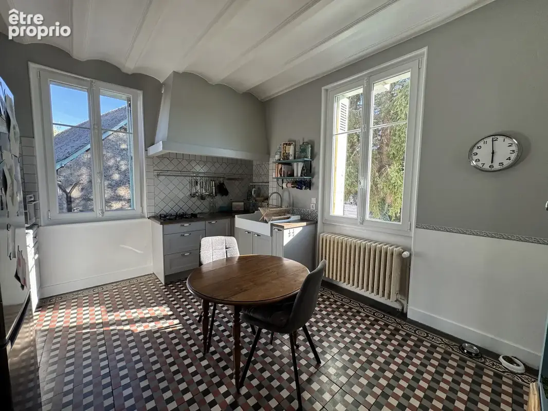 Maison 6 pièces 185 m² à vendre à Monnaie (37380) - photo 2