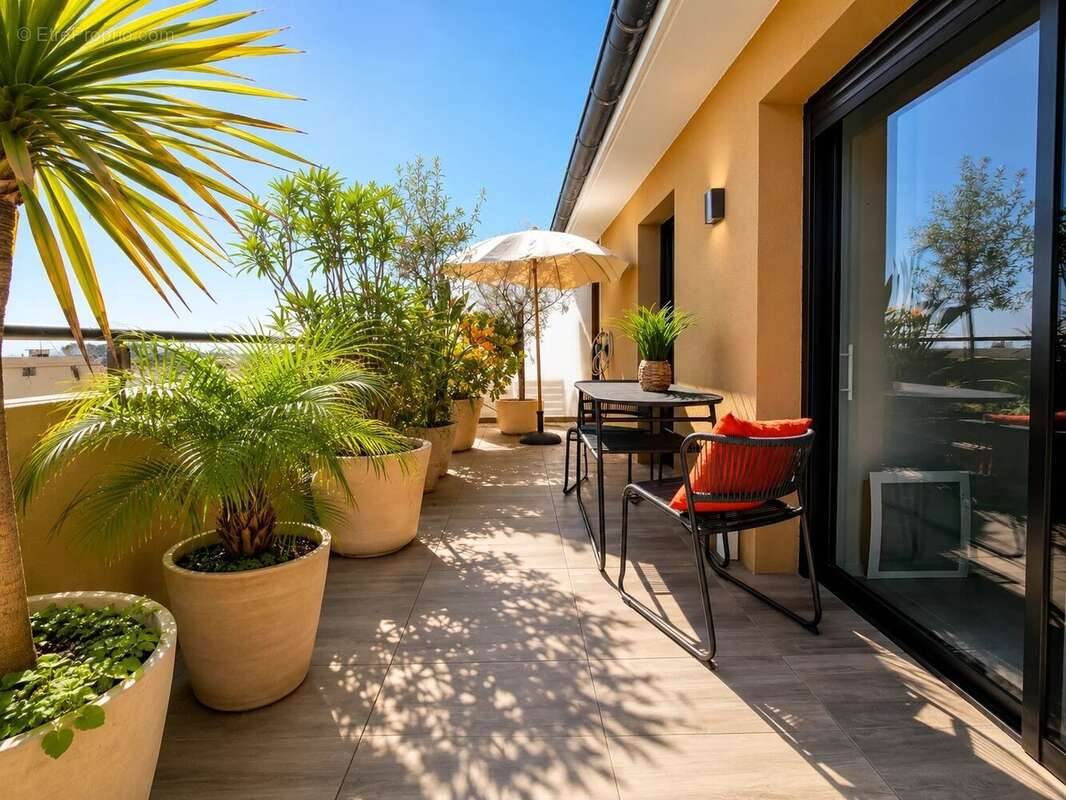 Appartement à HYERES