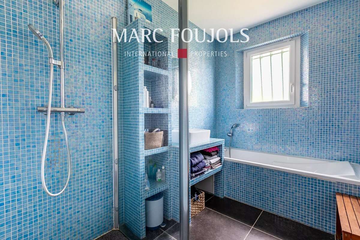 Maison à VERNEUIL-EN-HALATTE