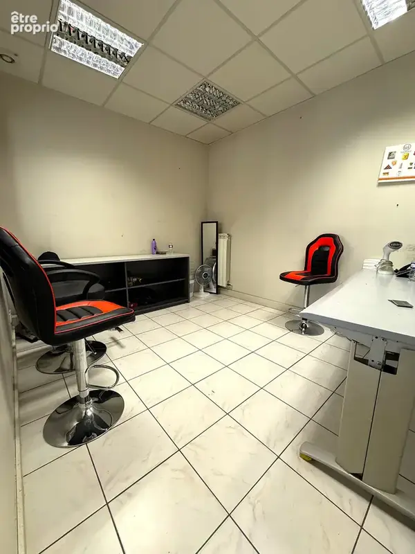 Immeuble de 9 bureaux, potentiel 4500 € par mois, situé idéalement face à la Mairie d'Aulnay-sous-Bois et proc - photo 21