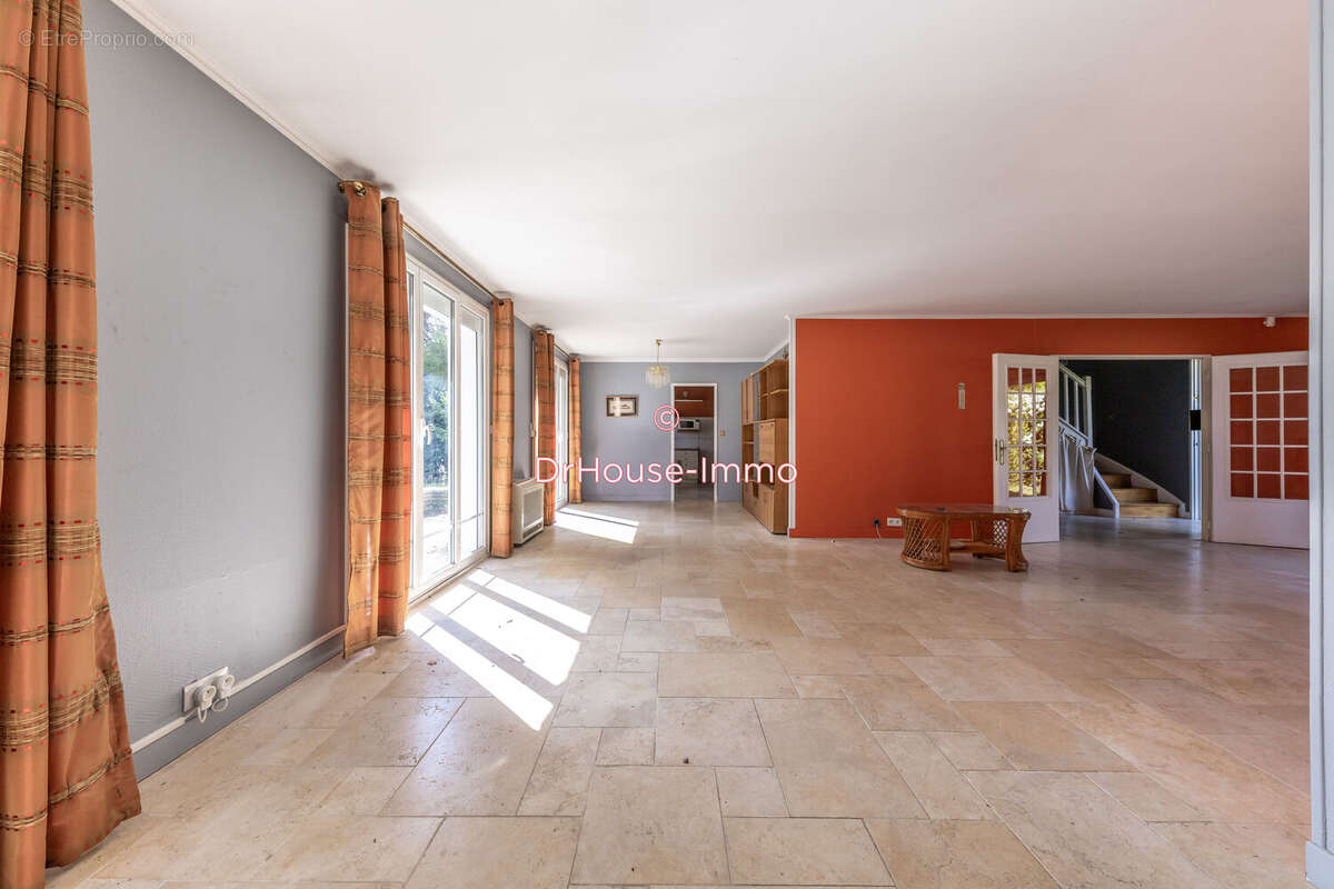 Maison 176 m² à Plaisir  - photo 20