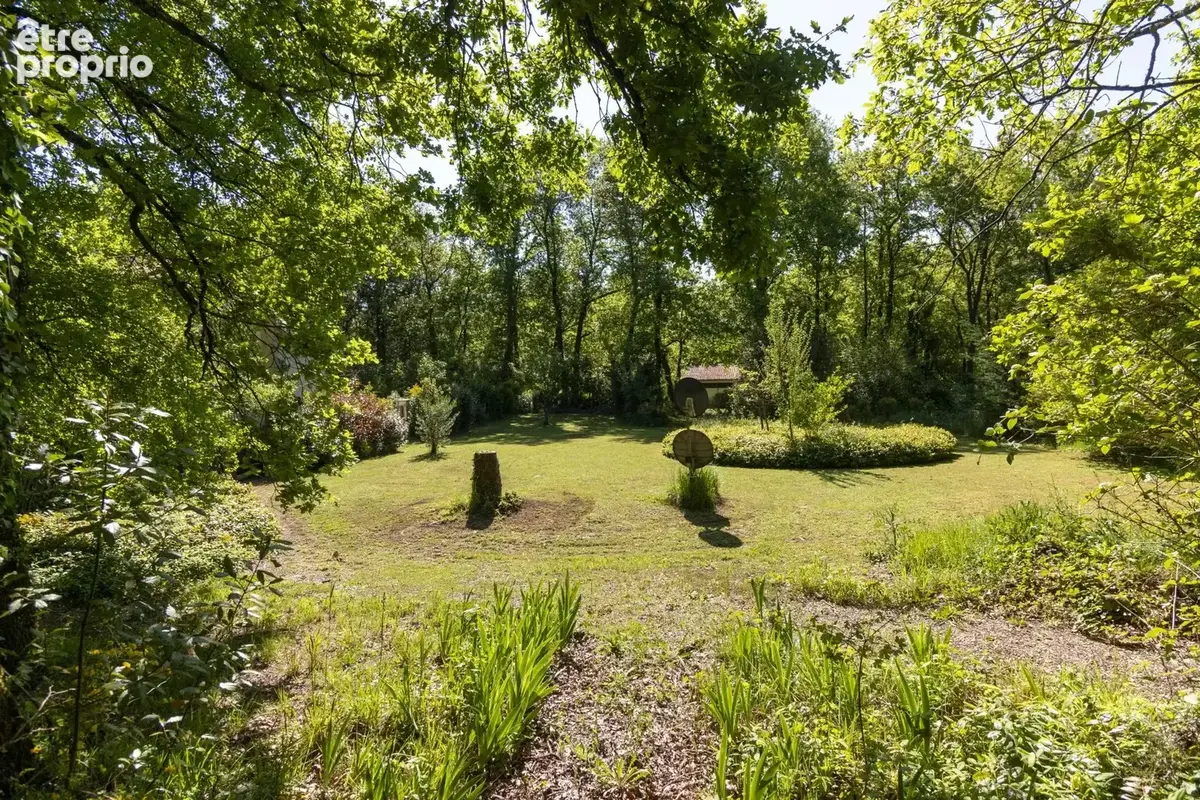 Propriété de campagne en Charente avec piscine, plus de 5 hectares et dépendances exceptionnelles - photo 20