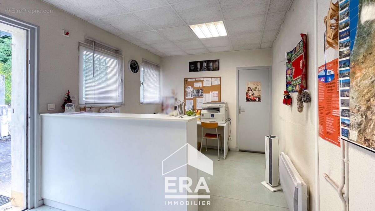Local d'activité St Juery 450m² - photo 6