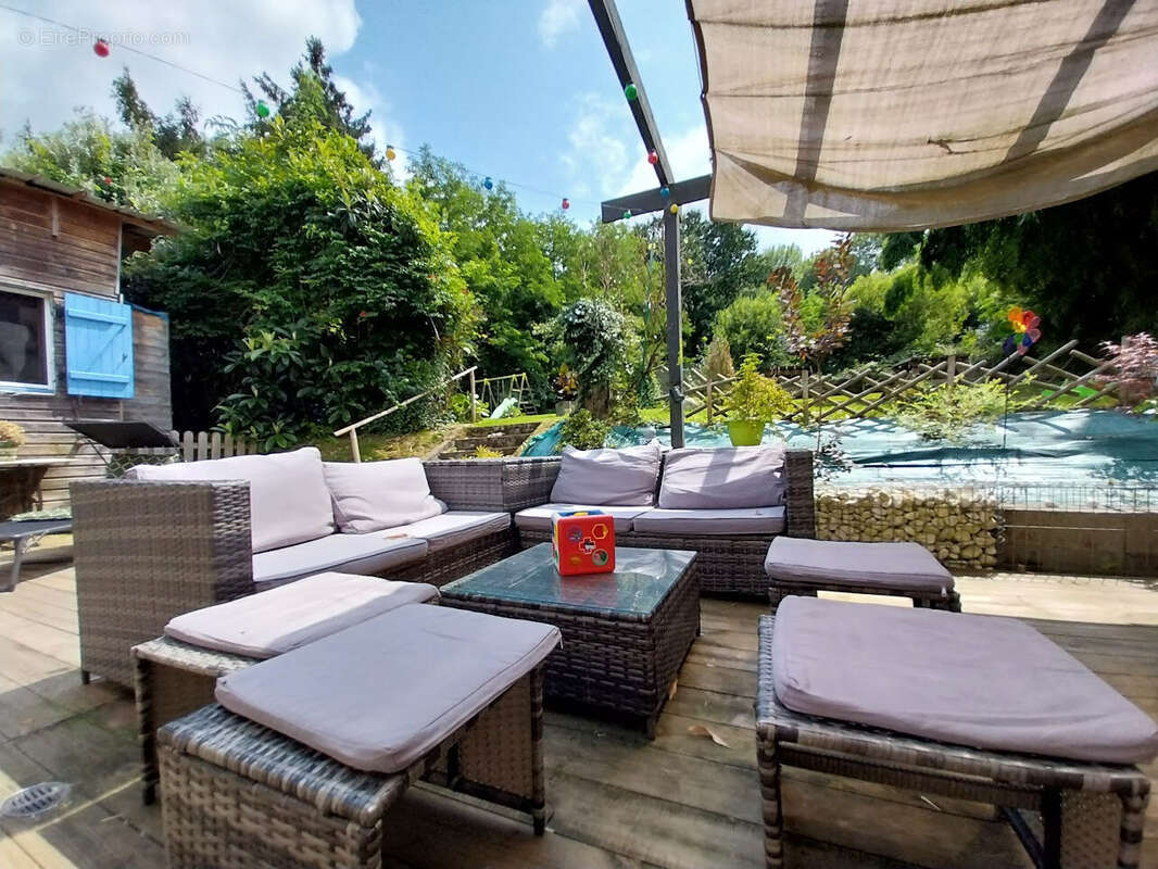 Maison 145 m² à Haut-De-Bosdarros  - photo 9