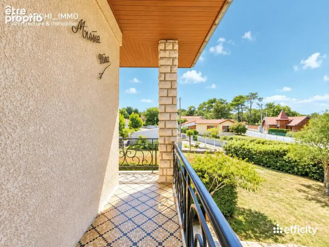 Maison 6 pièces 212 m² à vendre à Le Verdon-Sur-Mer (33123) - photo 3