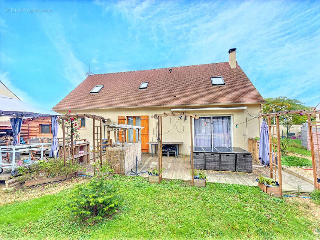 Maison à NOGENT-LE-ROI