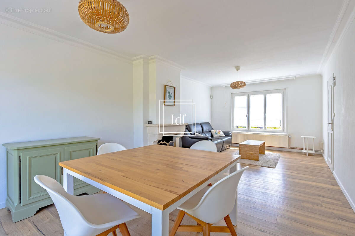 Maison 98 m² à Faches-Thumesnil  - photo 4