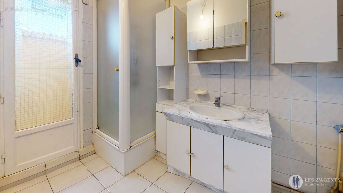 Appartement à SAINT-MARTIN-D&#039;HERES