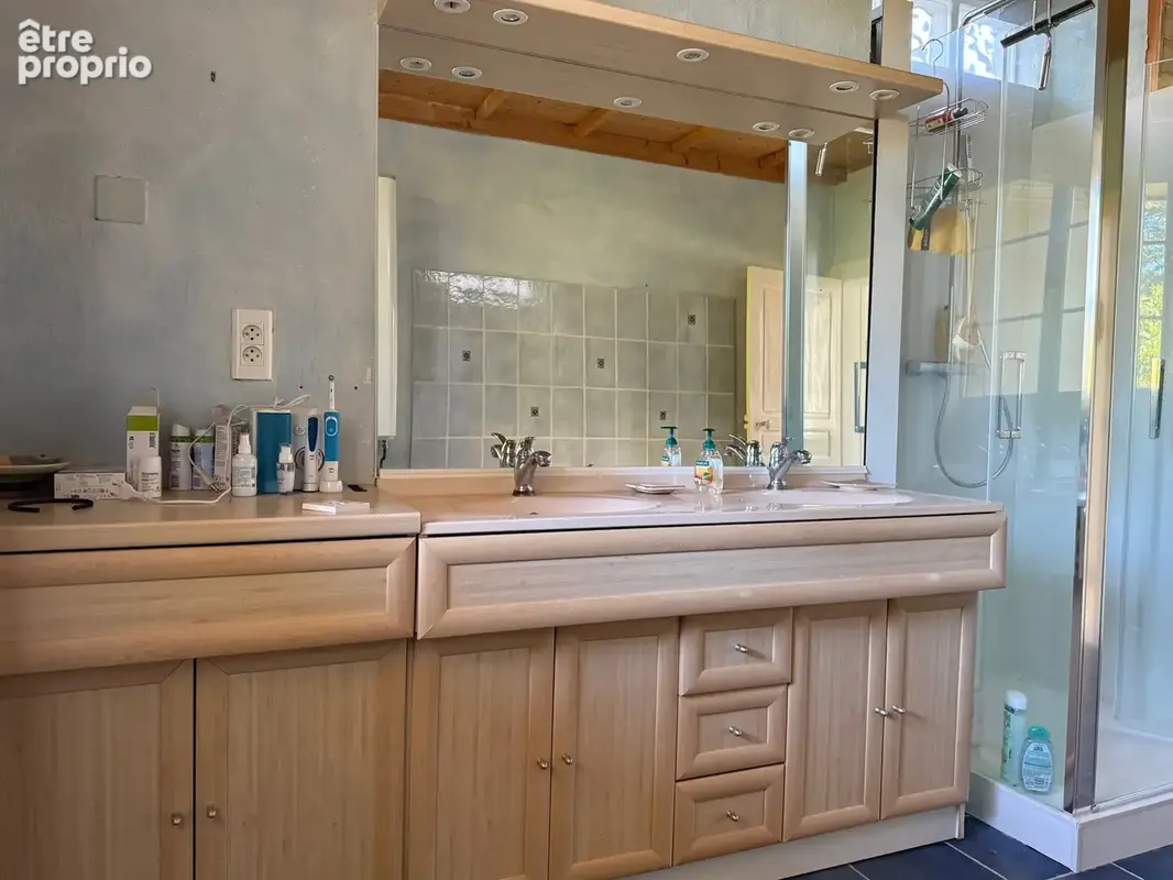 Auv 1234 : Maison rénovée avec jardin et garage à Marcillat, 641m2 - photo 52