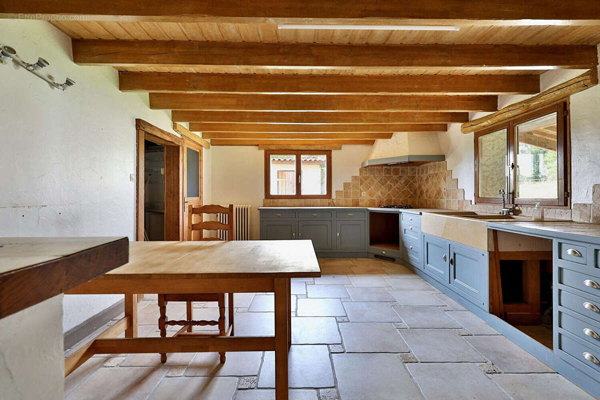 Maison à BOURG-EN-BRESSE