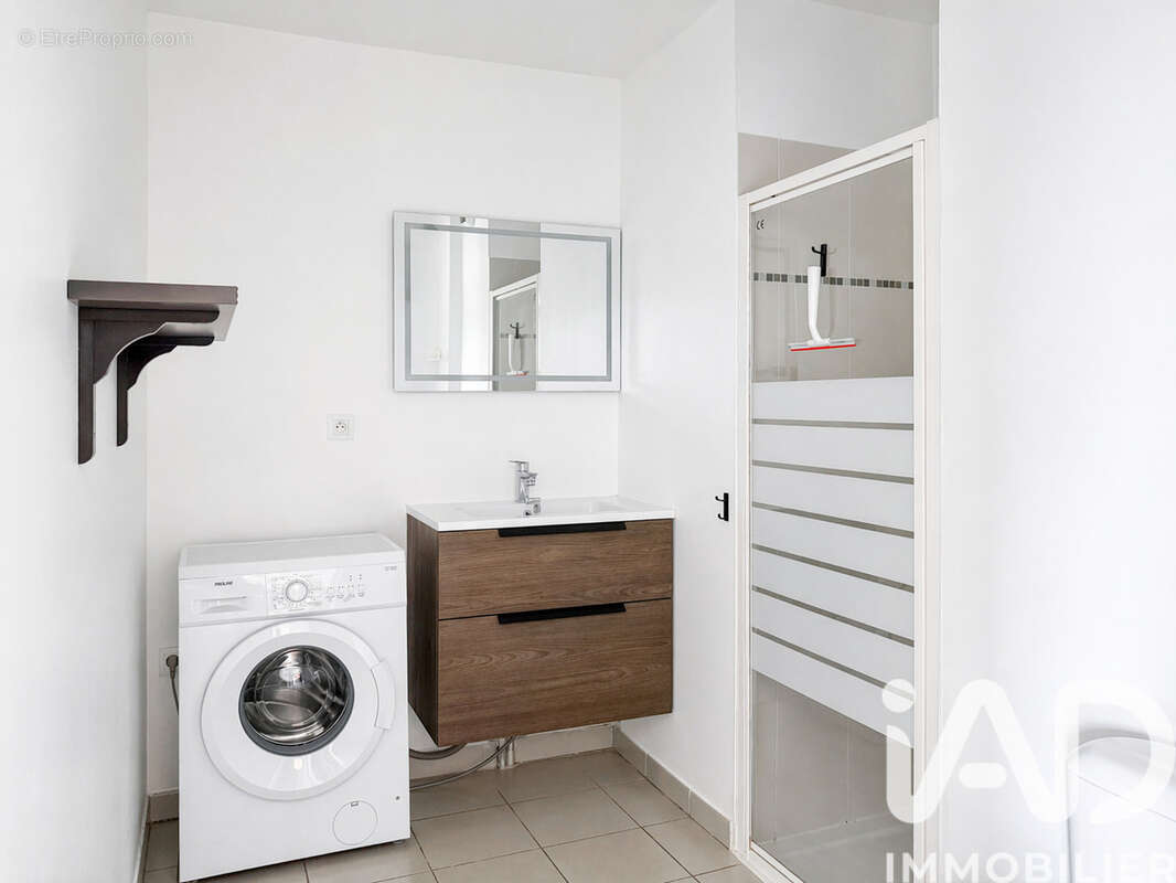 Photo 4 - Appartement à VILLEURBANNE