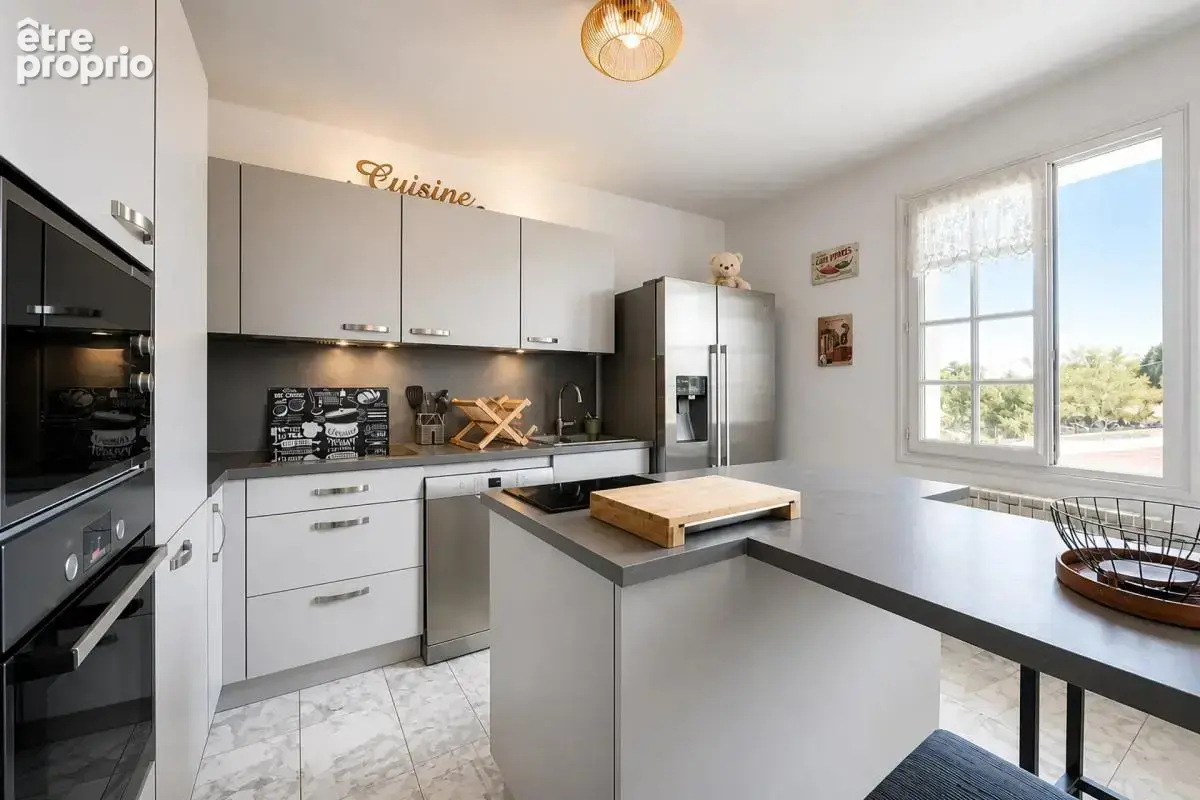 Maison de 7 pièces de 155 m² à Sablons sur Huisne - photo 1